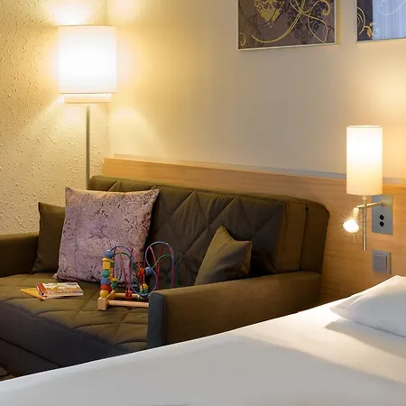 Fuerther Mercure Nuernberg West 4*