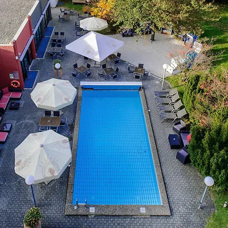 Hotel Fuerther Mercure Nuernberg West 4*