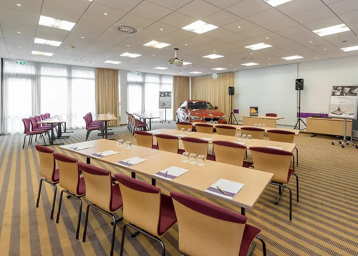 Hotel Fuerther Mercure Nuernberg West 4*