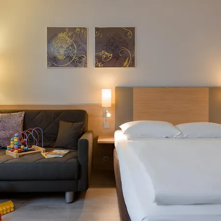 Hotel Fuerther Mercure Nuernberg West 4*