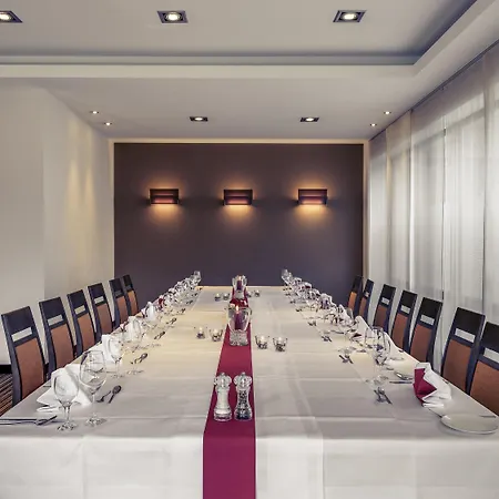 Fuerther Mercure Nuernberg West 4*