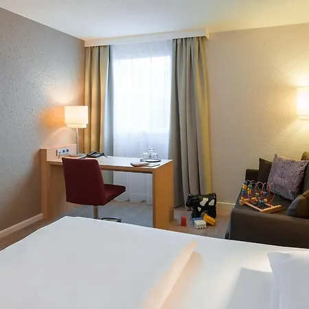 Fuerther Mercure Nuernberg West 4*